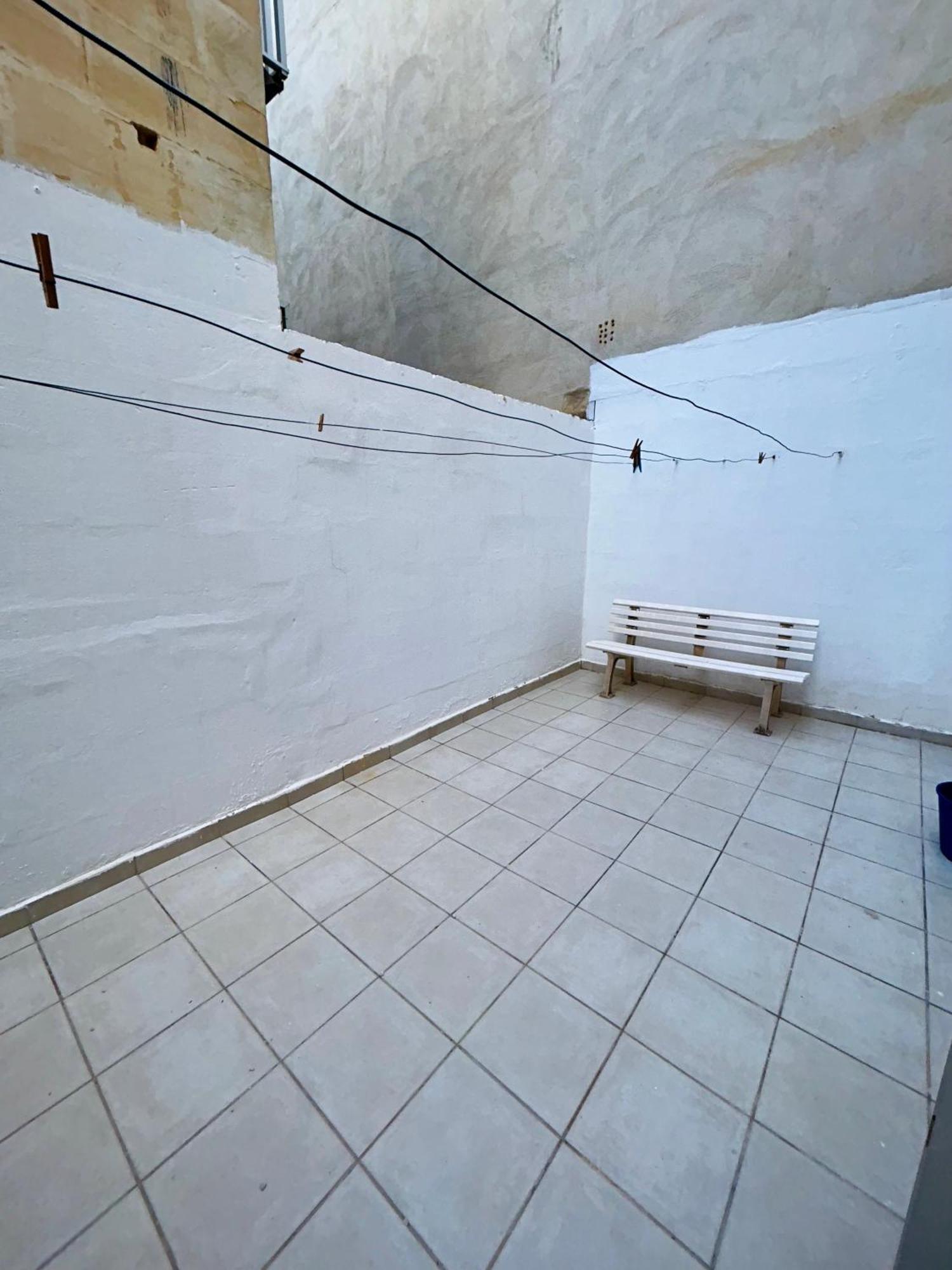 Beach Front 3-Bedroom Holiday Home Mellieħa Екстериор снимка