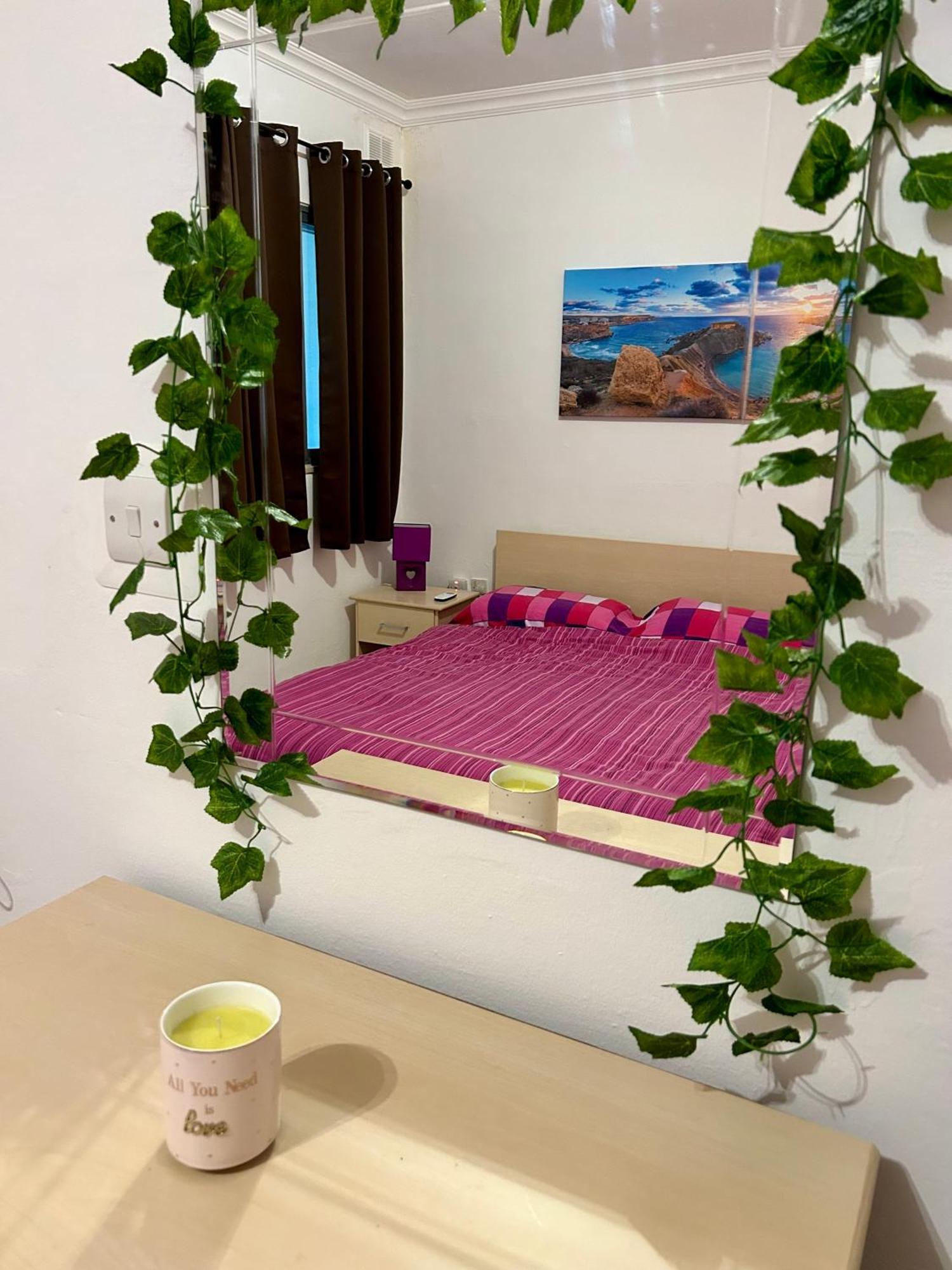Beach Front 3-Bedroom Holiday Home Mellieħa Екстериор снимка